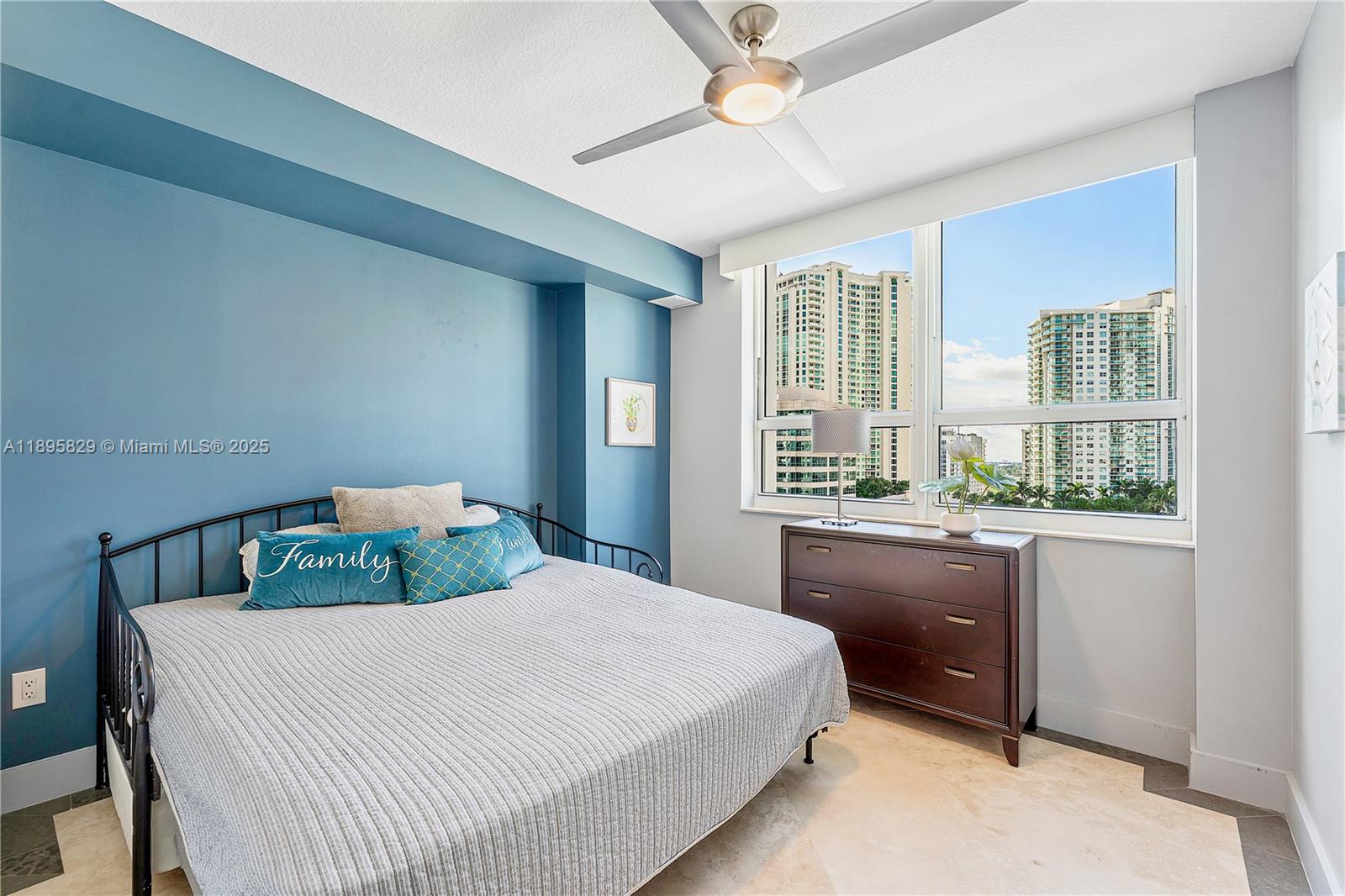 350 LAS OLAS PLACE CONDO - Residential