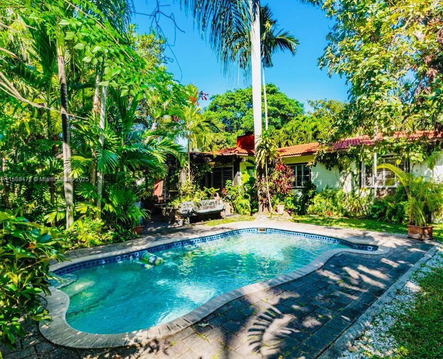 CORAL GABLES CRAFTS SEC - Residential