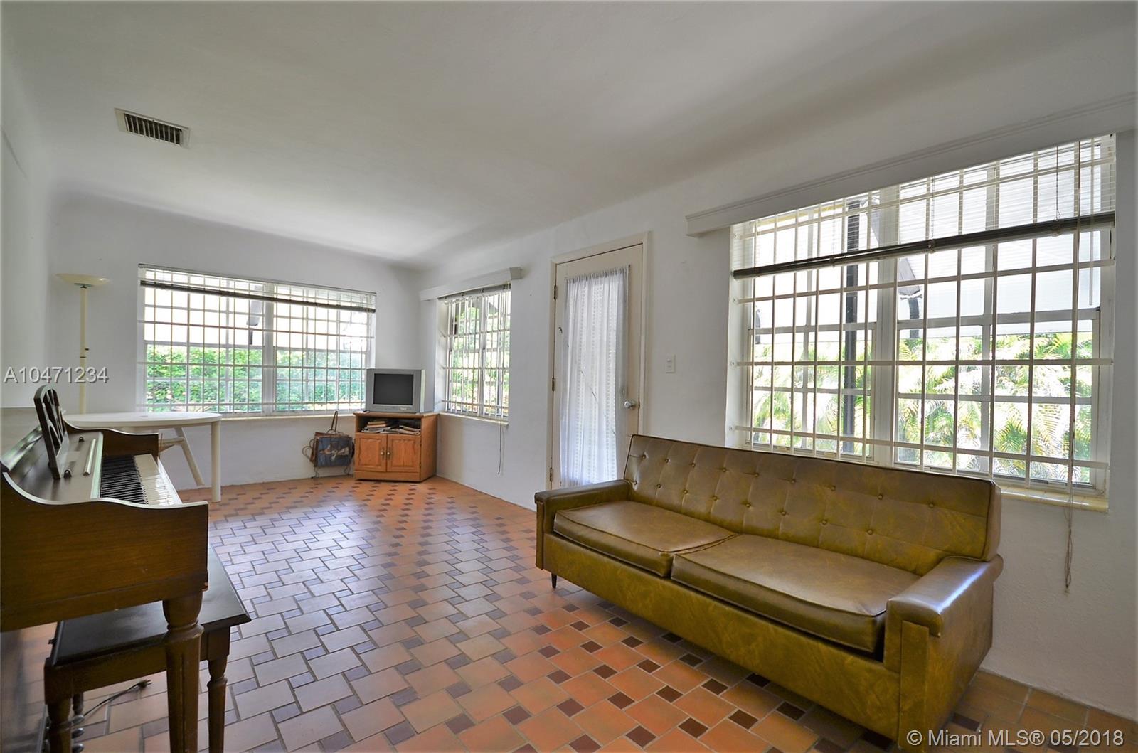 BRICKELL ESTATES - Residential