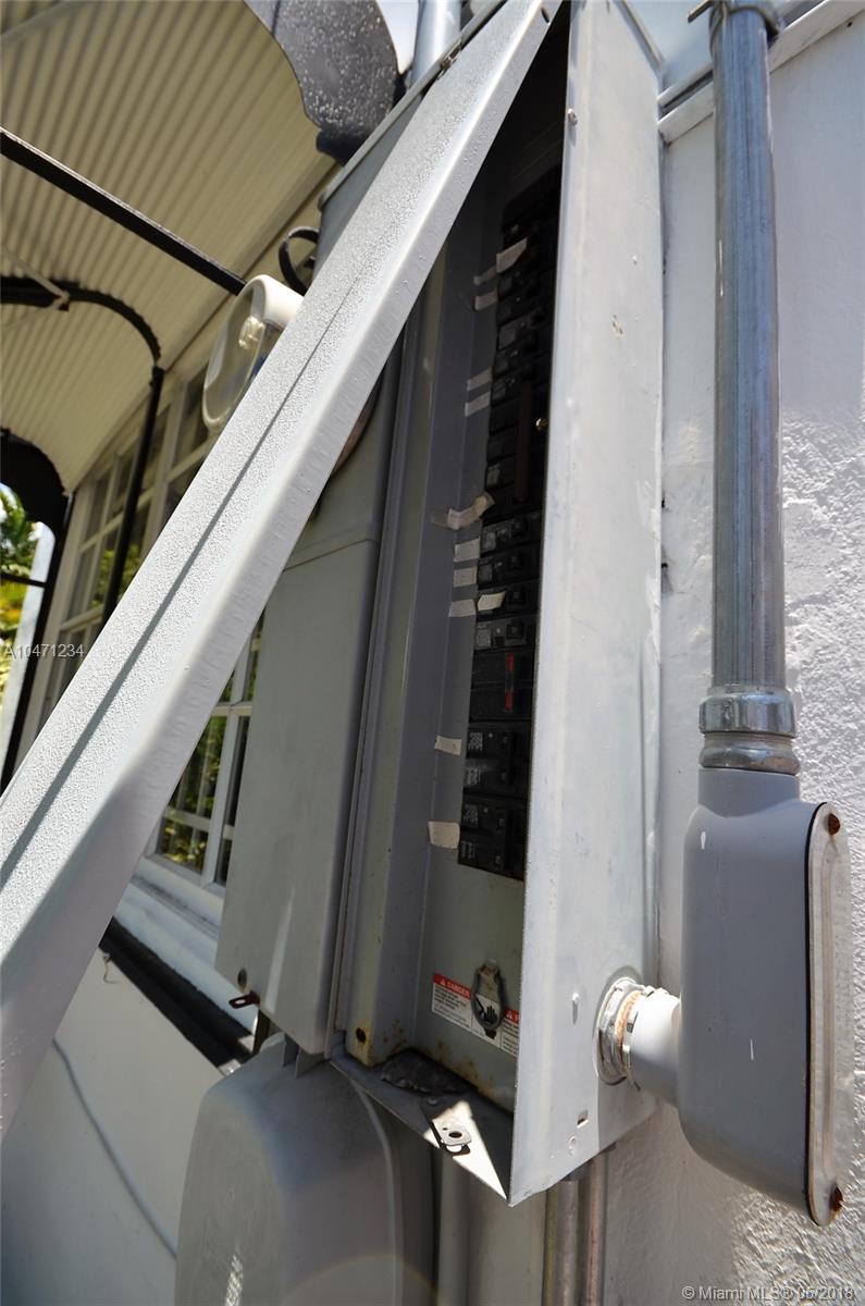 BRICKELL ESTATES - Residential