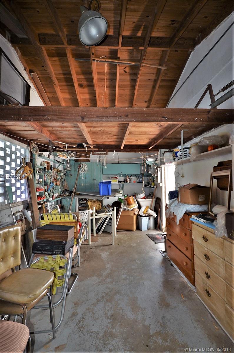 BRICKELL ESTATES - Residential