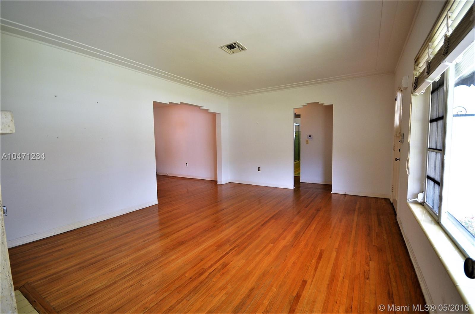 BRICKELL ESTATES - Residential