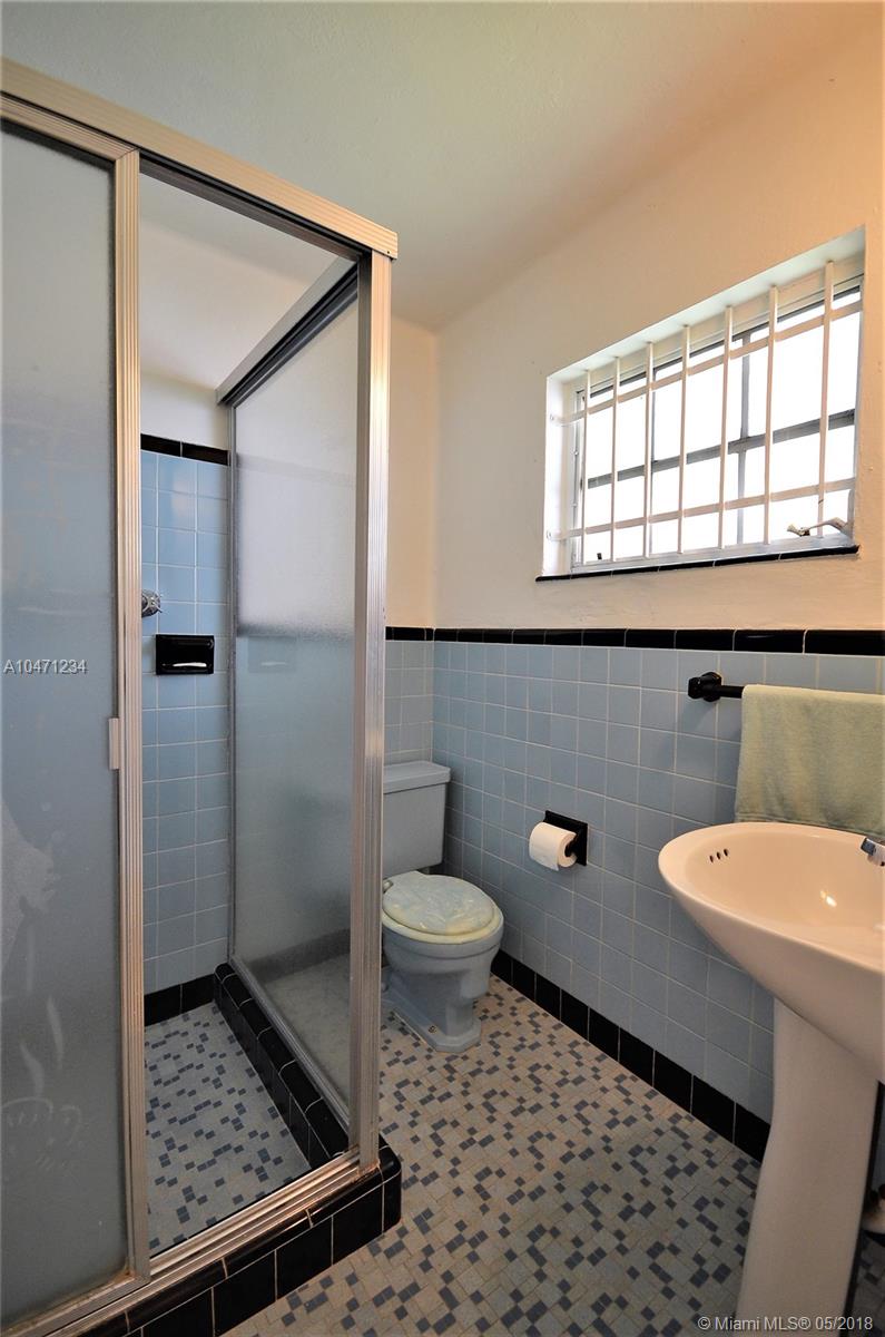 BRICKELL ESTATES - Residential