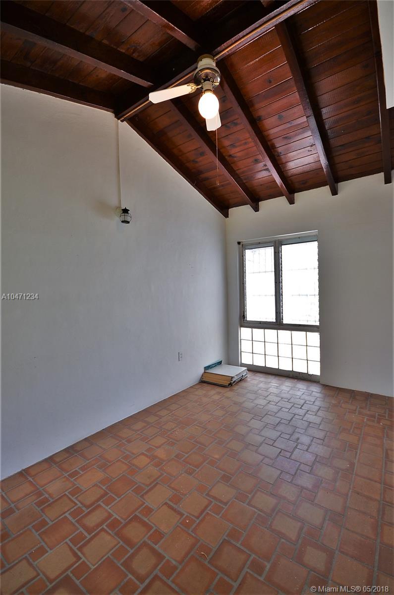 BRICKELL ESTATES - Residential