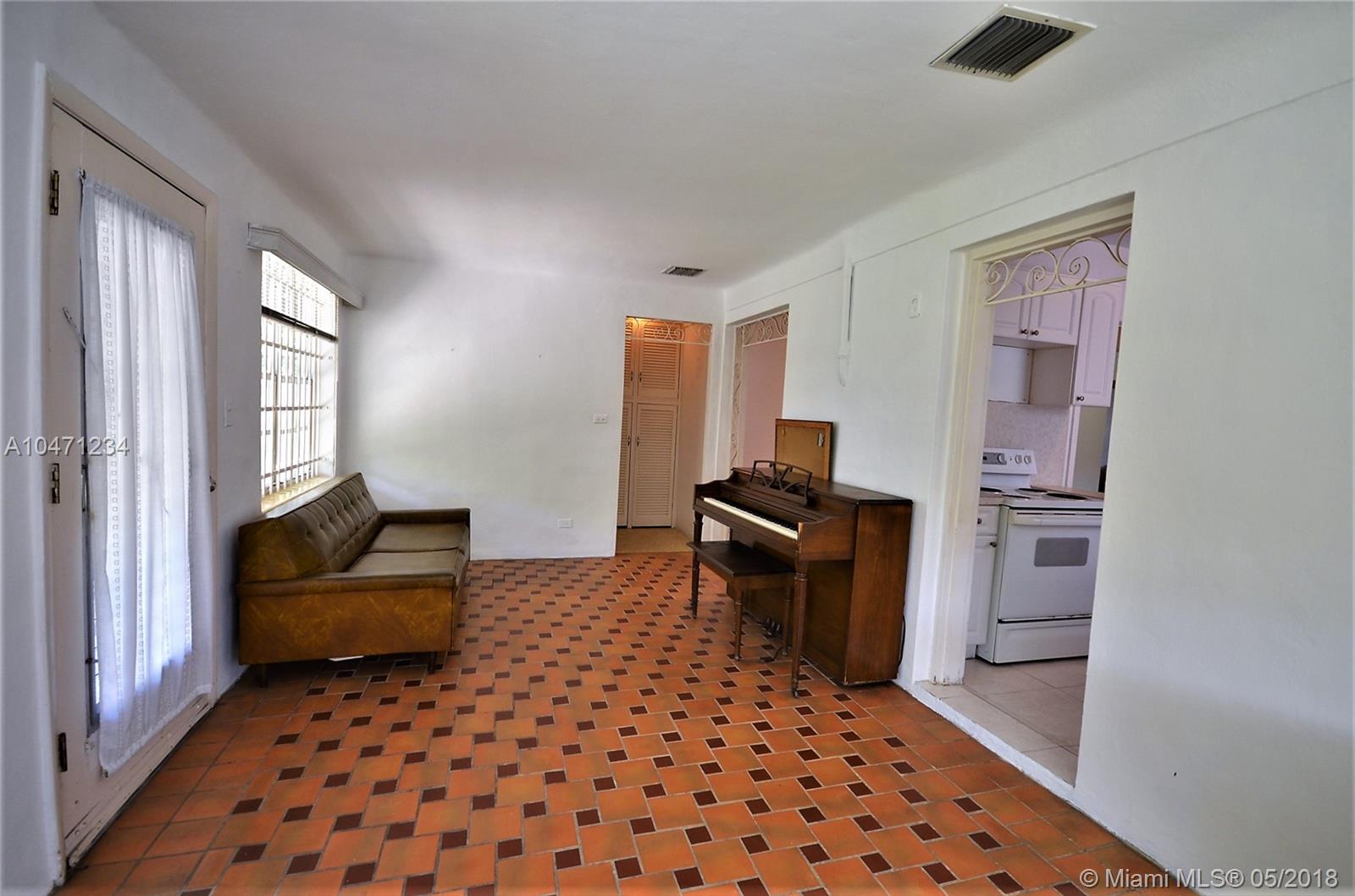 BRICKELL ESTATES - Residential