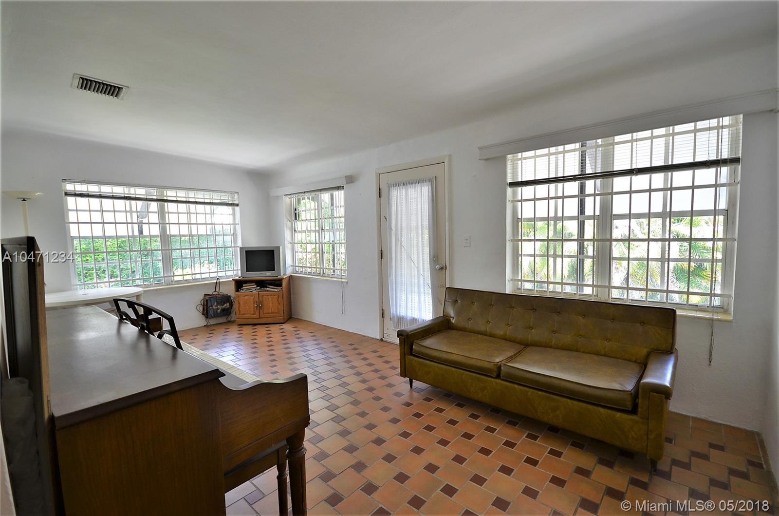 BRICKELL ESTATES - Residential