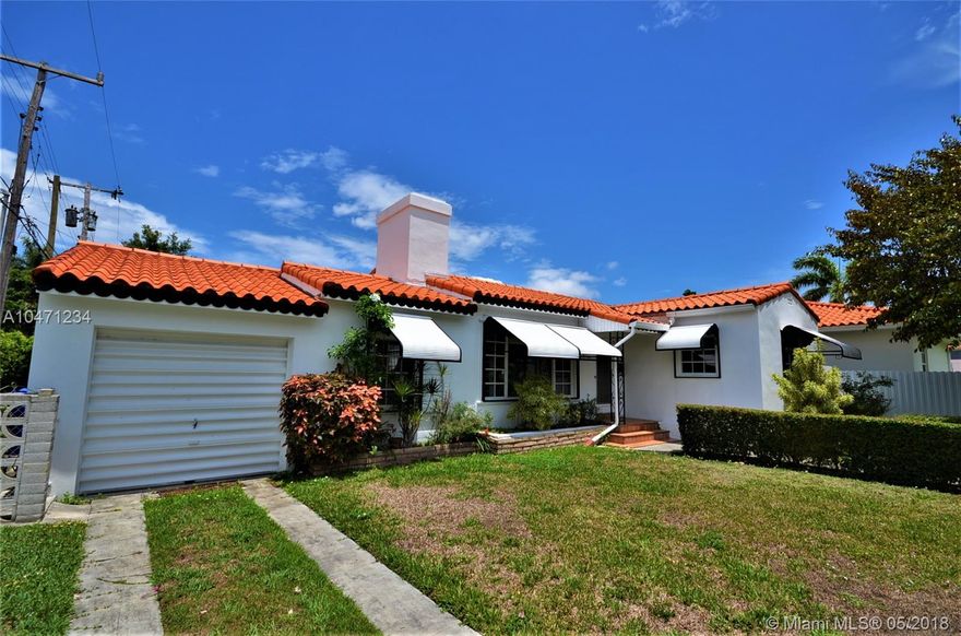 Great opportunity to renovate or build new in the Roads. Surrounded by new constructions homes being built. Nice curb appeal, could be open floor plan,  Hardwood Floors, limestone fireplace, Large bedrooms, Large private yard, great location, updated Windows, Shutters. 3rd bedroom has no closet and used as office/den. Inspection Done. 4 pt inspection passed. Survey available.