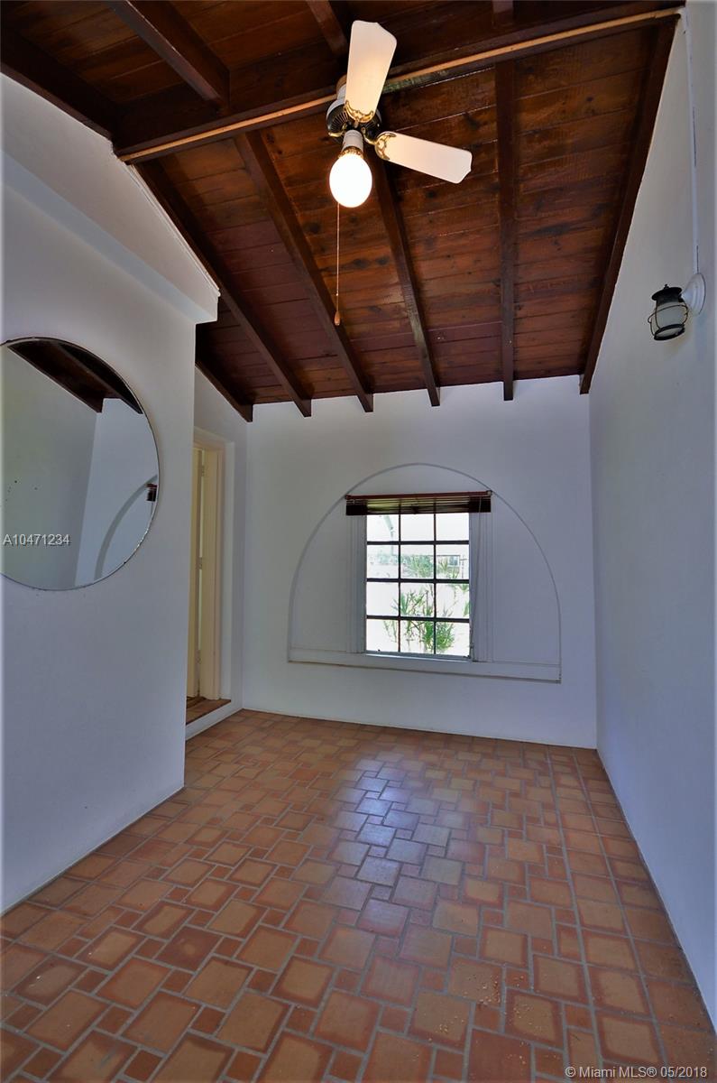 BRICKELL ESTATES - Residential