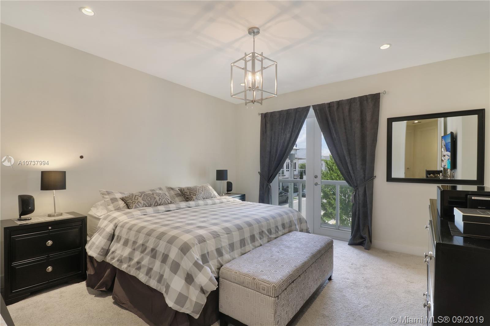 LANDMARK AT DORAL - Residential Lease