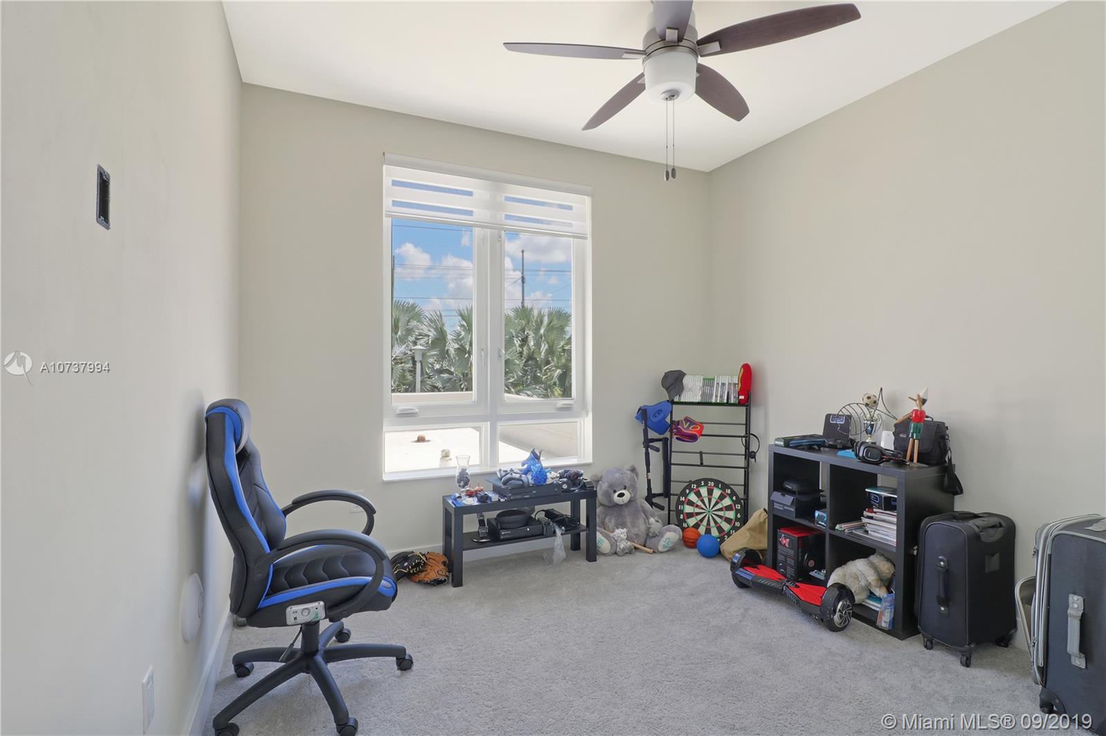 LANDMARK AT DORAL - Residential Lease