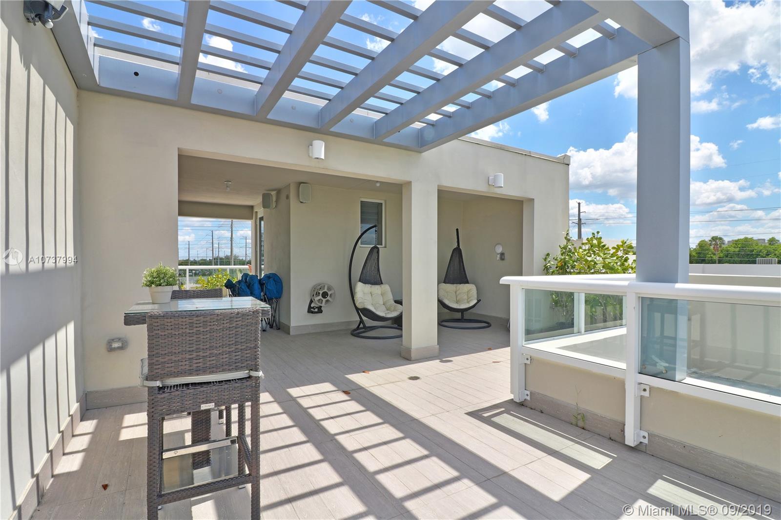 LANDMARK AT DORAL - Residential Lease