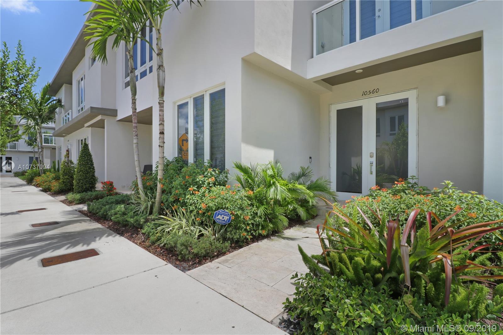 LANDMARK AT DORAL - Residential Lease