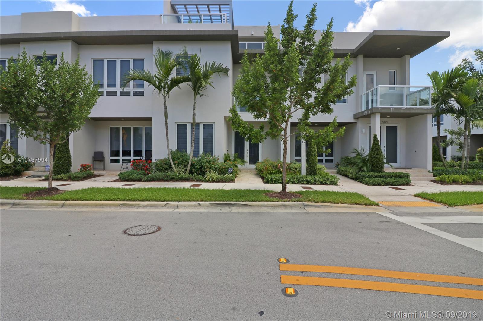 LANDMARK AT DORAL - Residential Lease