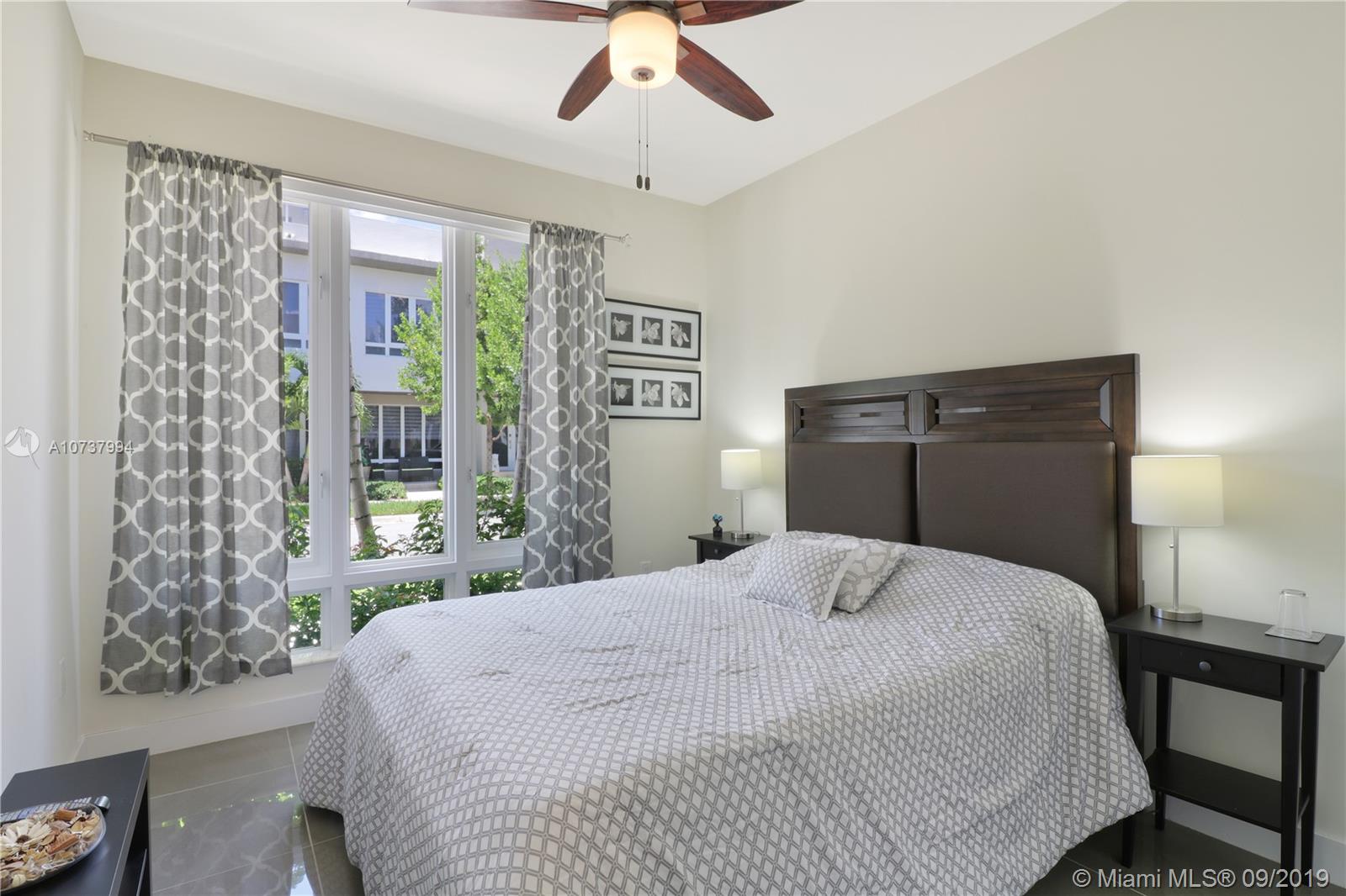 LANDMARK AT DORAL - Residential Lease