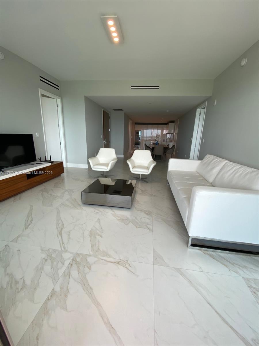 OCEANA BAL HARBOUR CONDO - Residential Lease