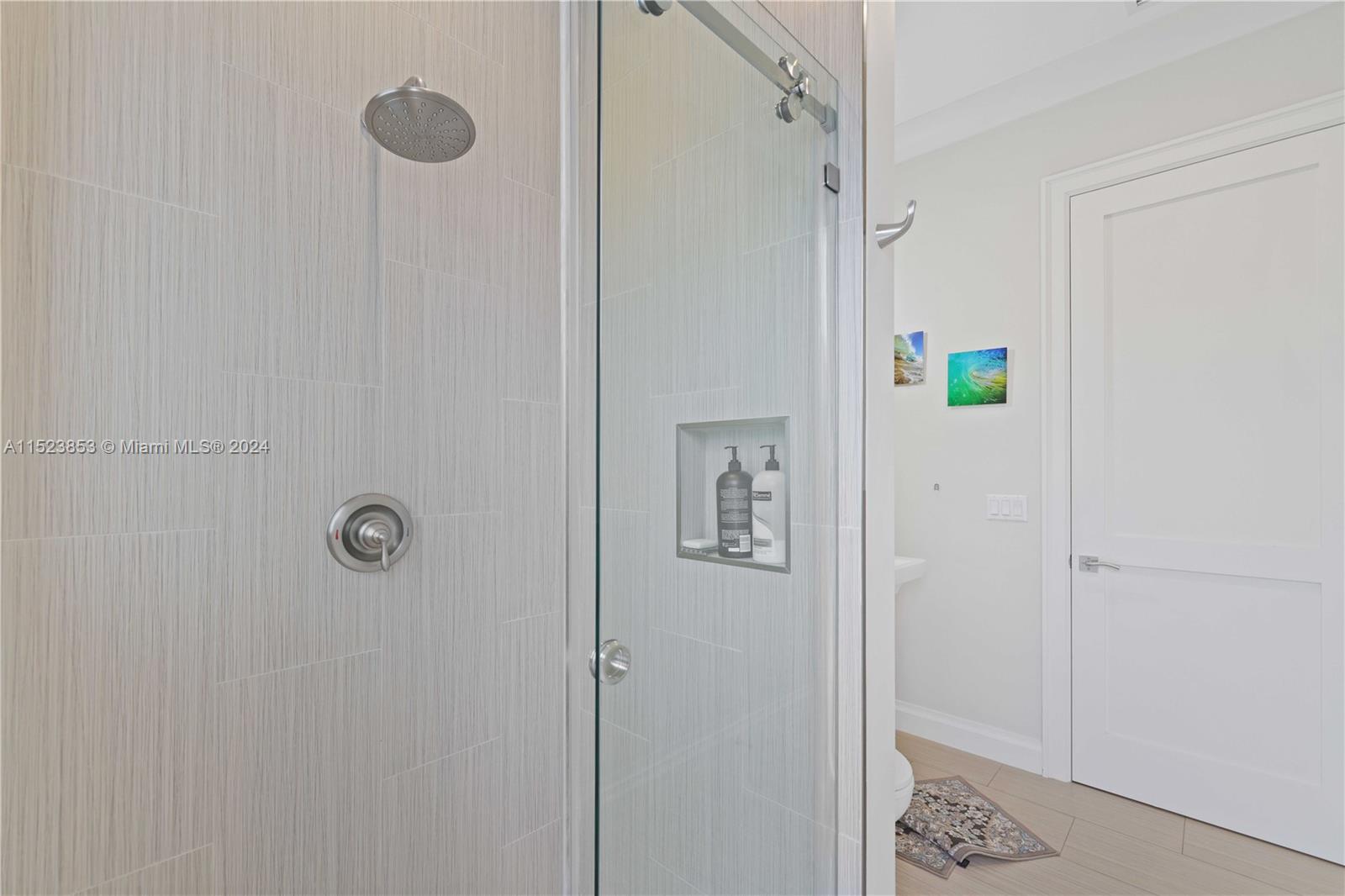 HILLSBORO ISLES - Residential