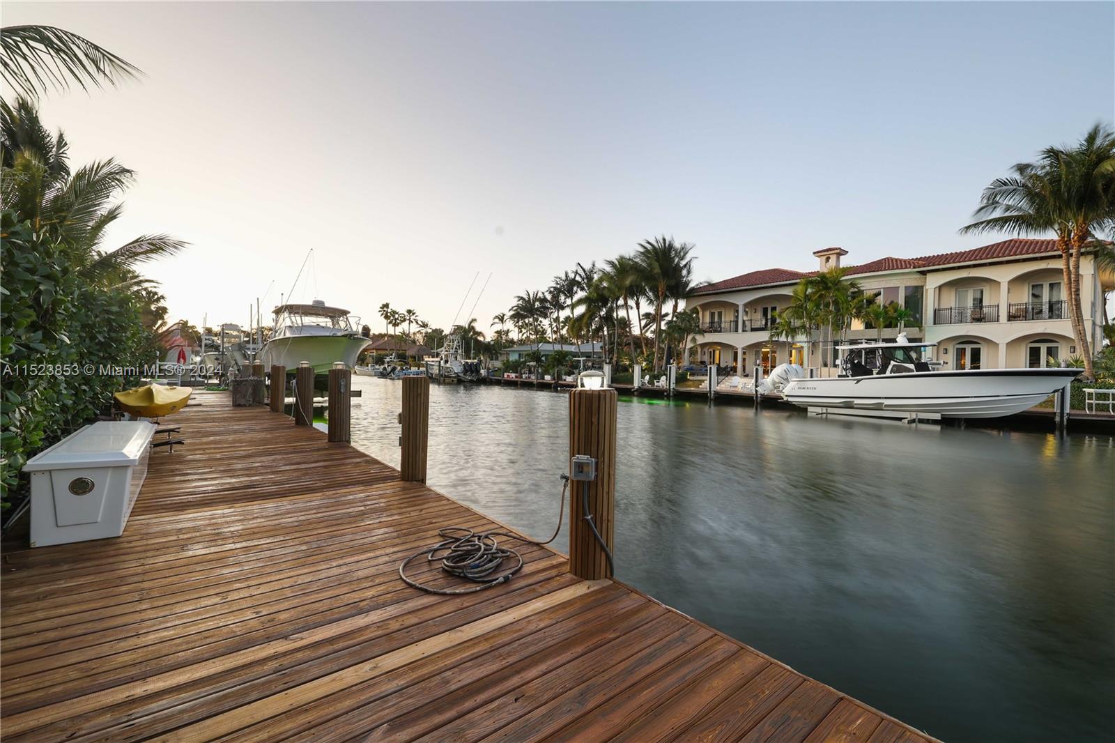 HILLSBORO ISLES - Residential