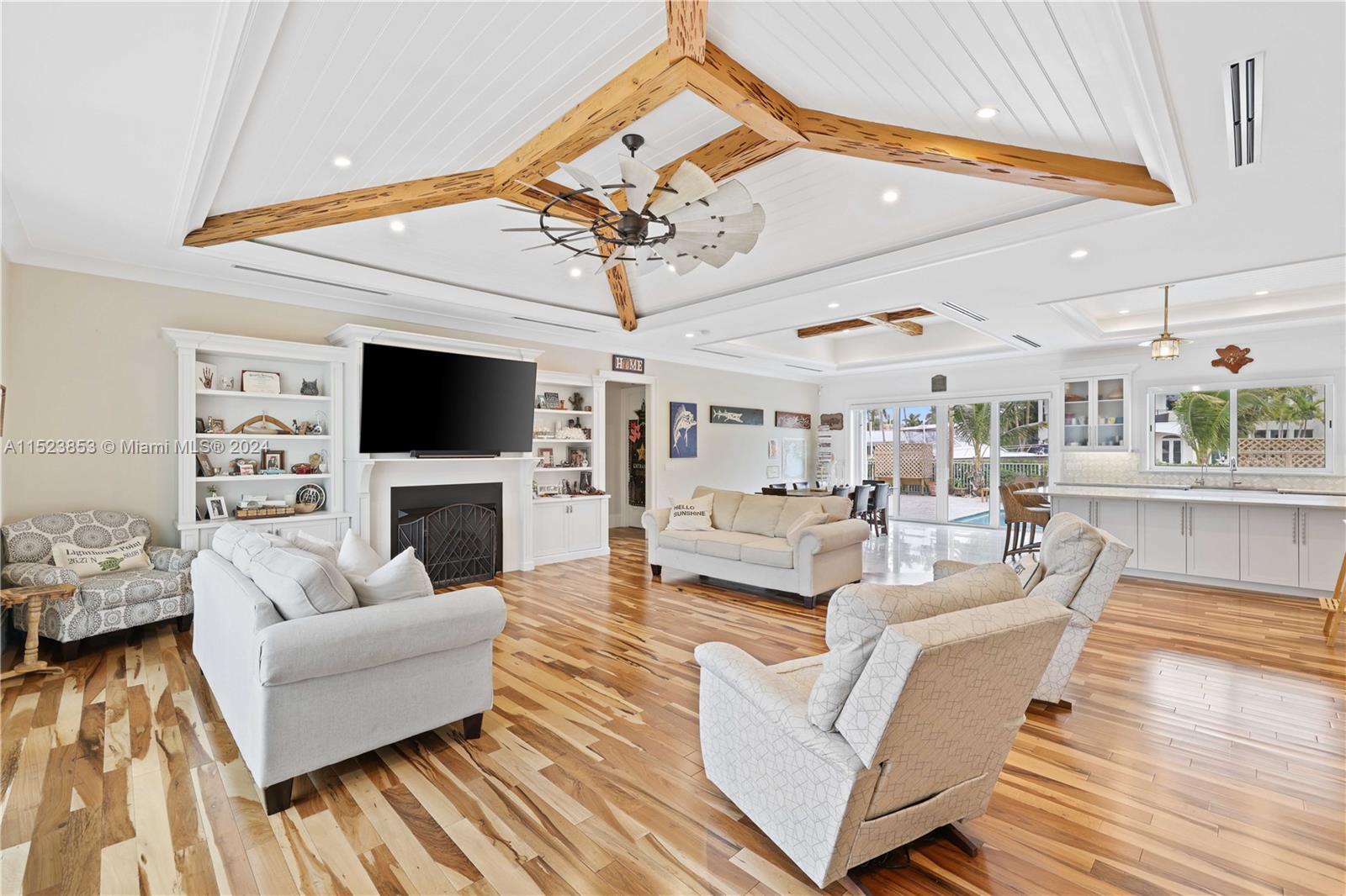 HILLSBORO ISLES - Residential