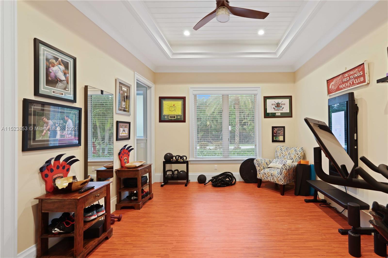 HILLSBORO ISLES - Residential