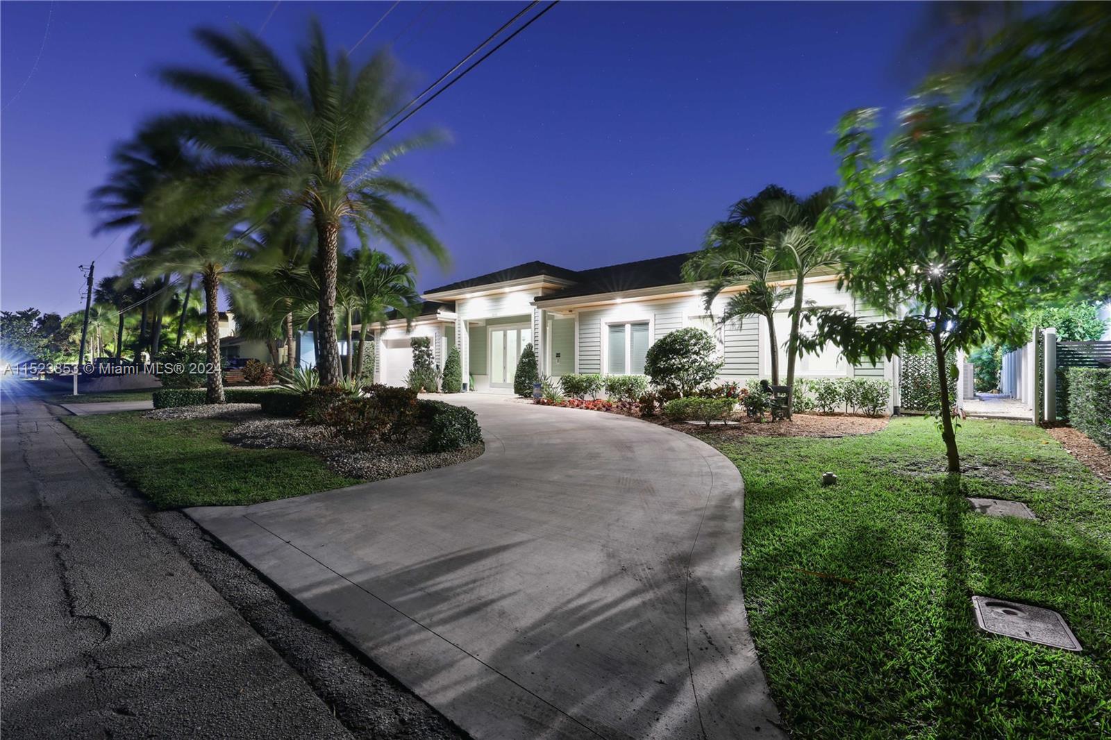 HILLSBORO ISLES - Residential