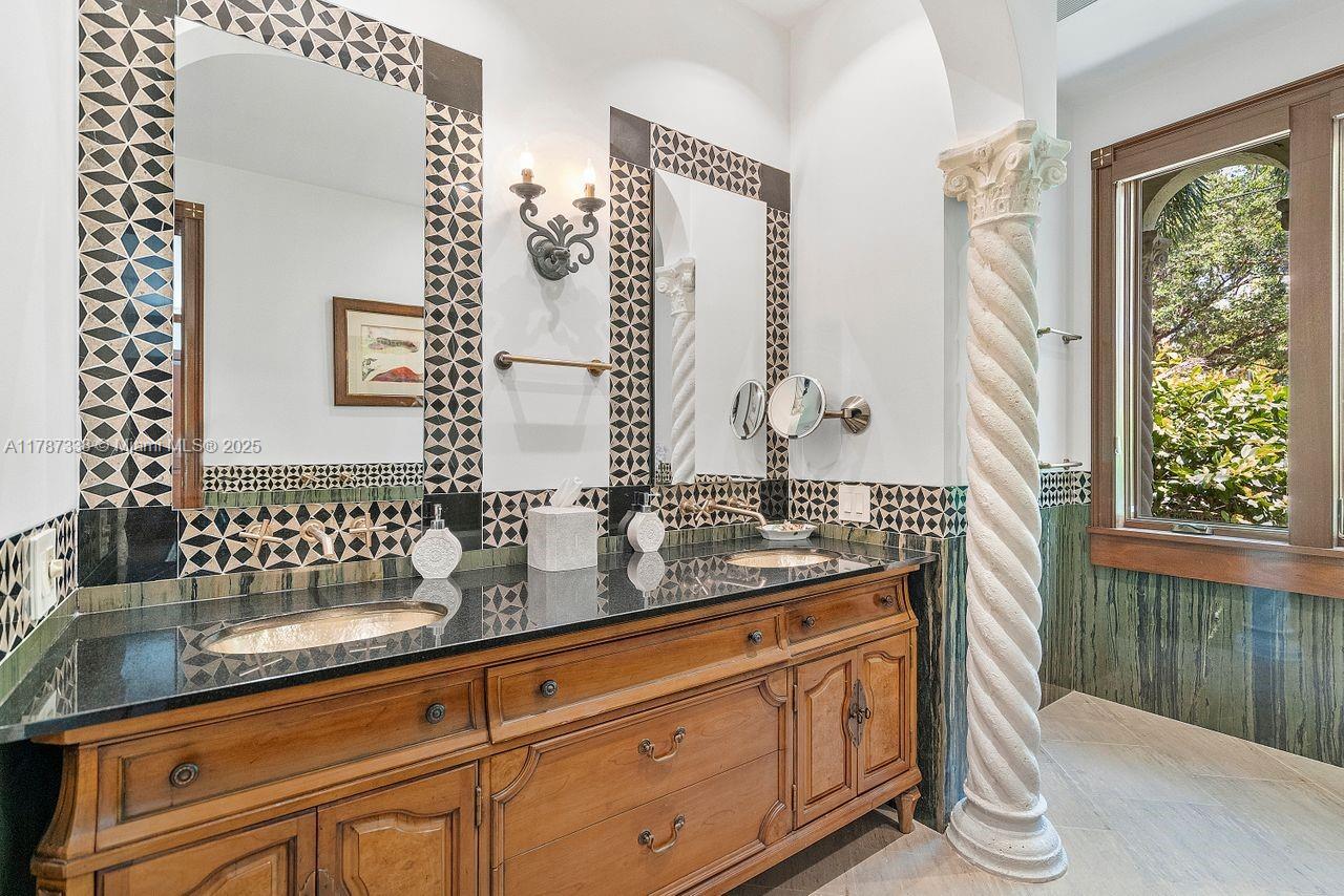 CORAL GABLES SEC A - Residential