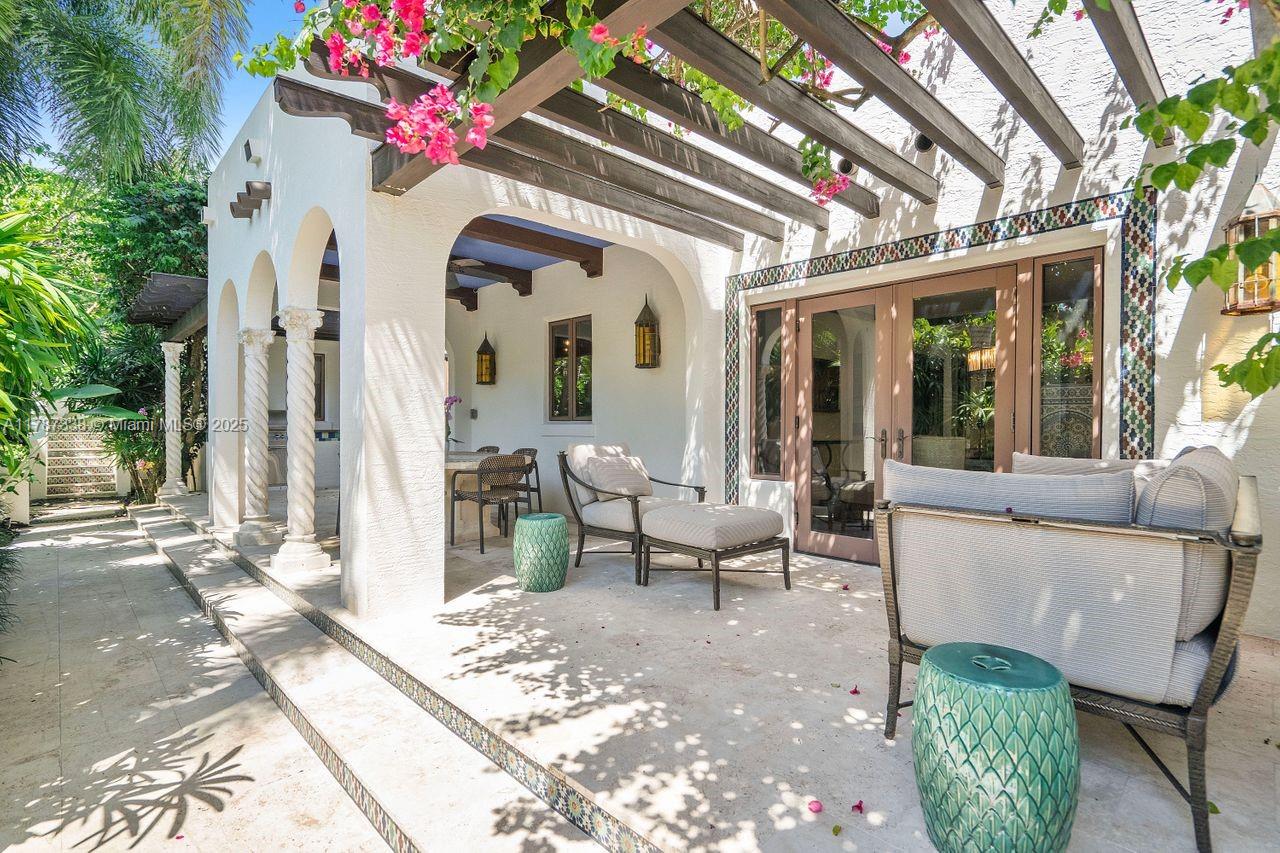 CORAL GABLES SEC A - Residential