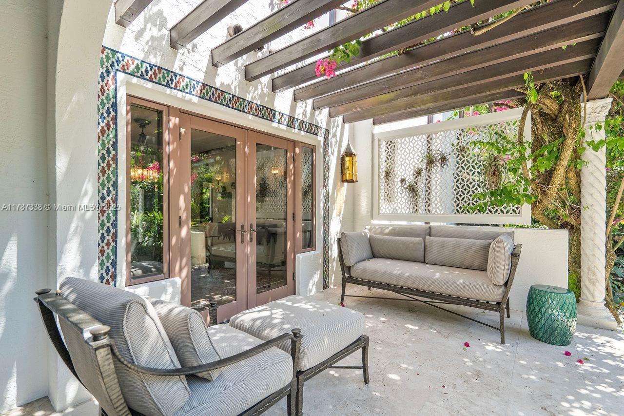 CORAL GABLES SEC A - Residential