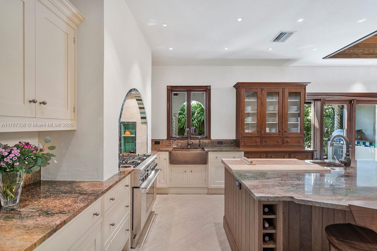 CORAL GABLES SEC A - Residential