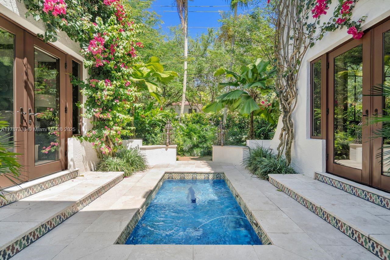 CORAL GABLES SEC A - Residential