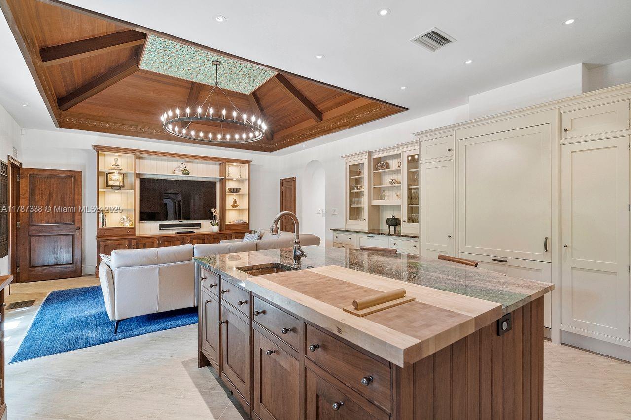 CORAL GABLES SEC A - Residential