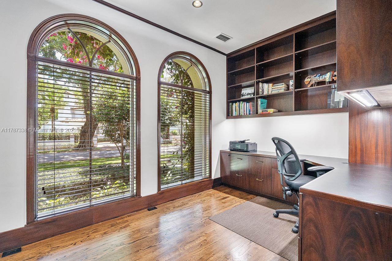 CORAL GABLES SEC A - Residential