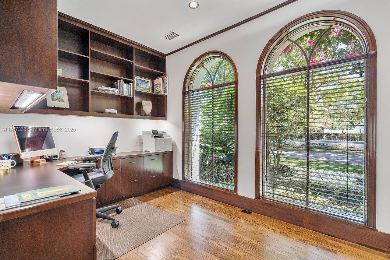 CORAL GABLES SEC A - Residential