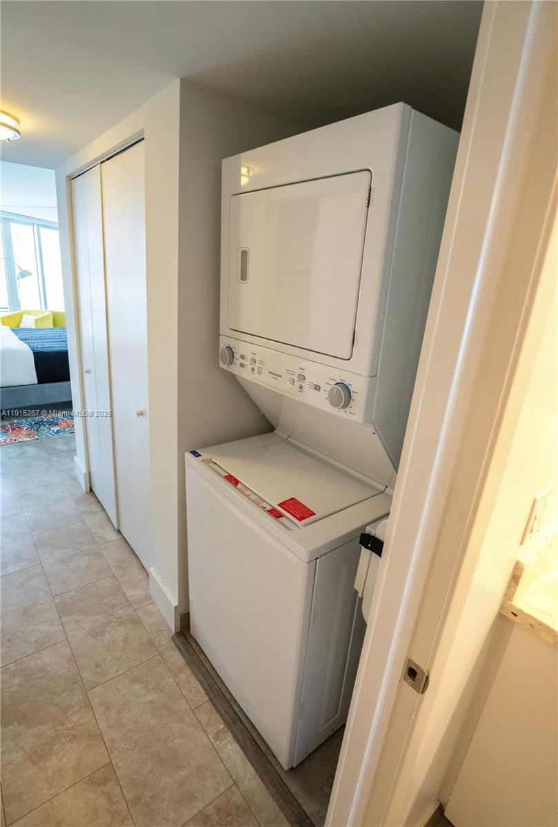 VENETIA CONDO - Residential Lease