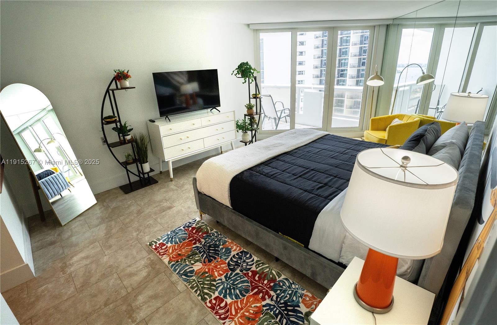 VENETIA CONDO - Residential Lease