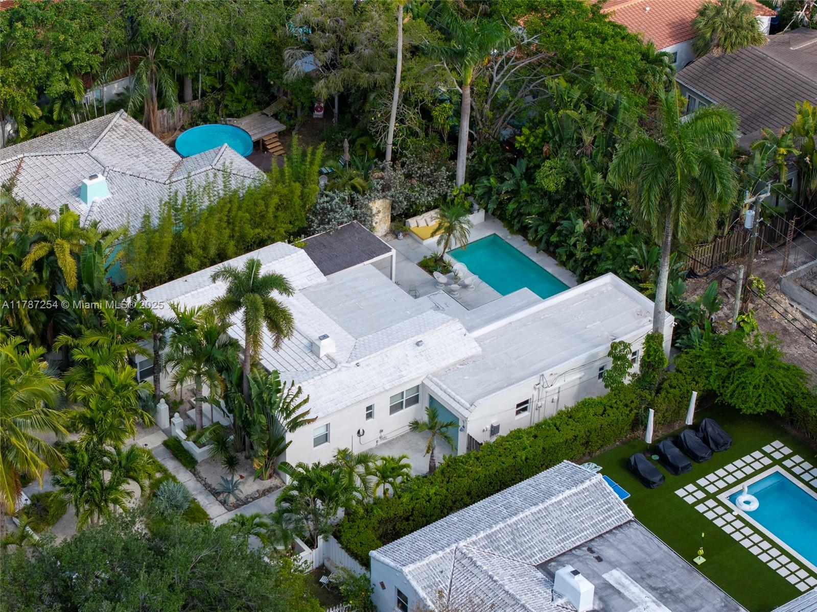 BELLE MEADE OF MIA SEC 1 - Residential