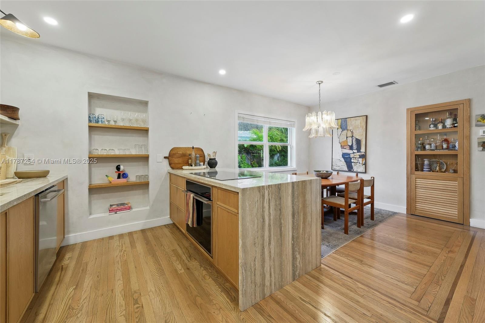 BELLE MEADE OF MIA SEC 1 - Residential