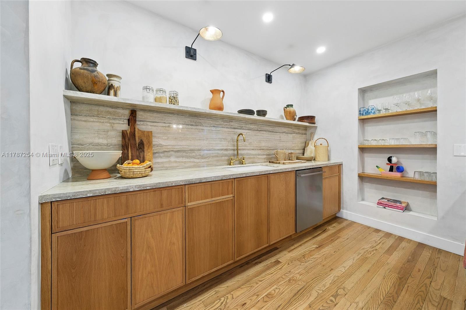 BELLE MEADE OF MIA SEC 1 - Residential