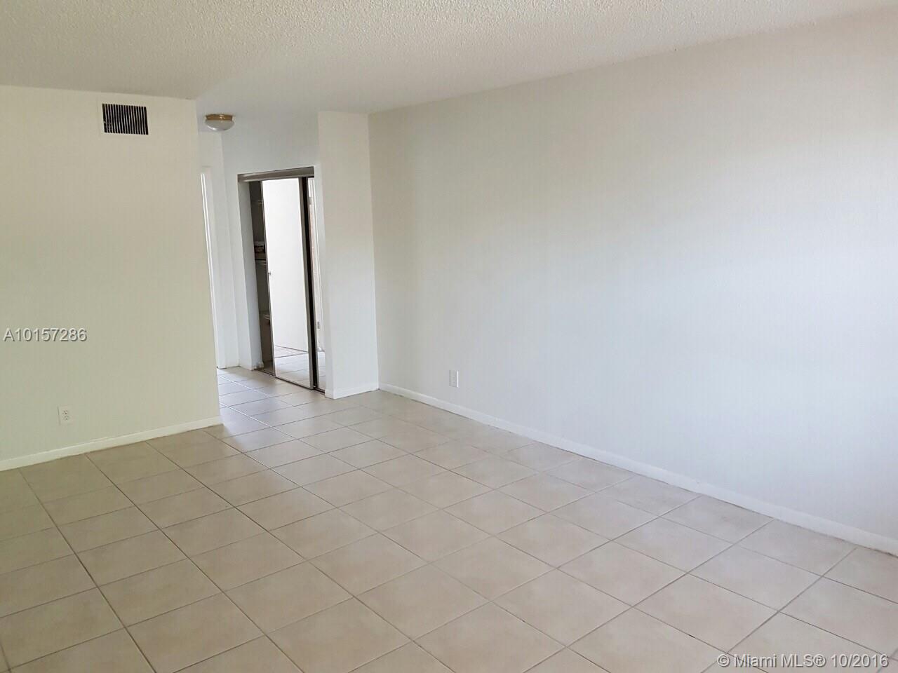 Palm Village Club Condo - Residential Lease