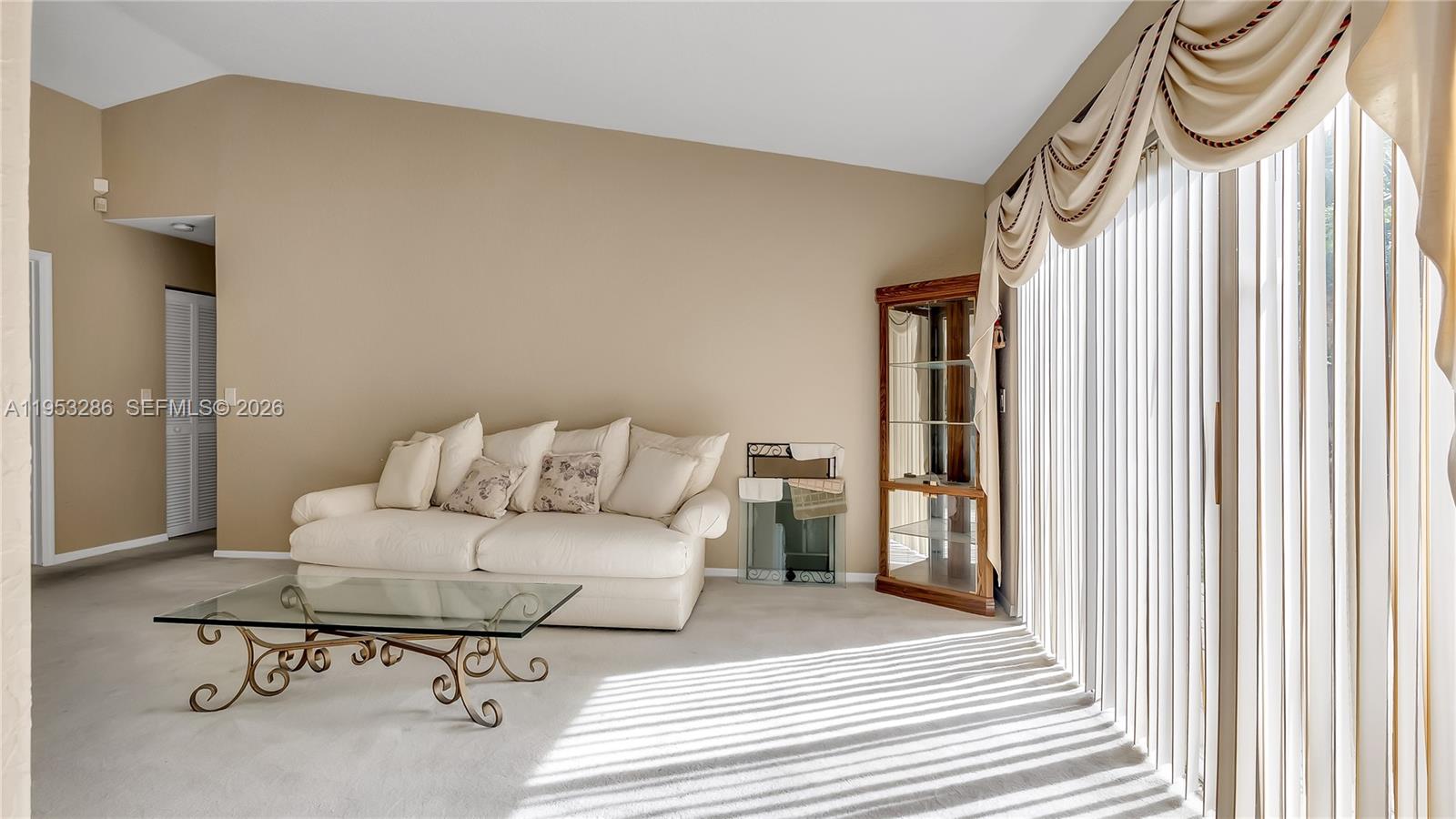 OAK CREEK - Residential