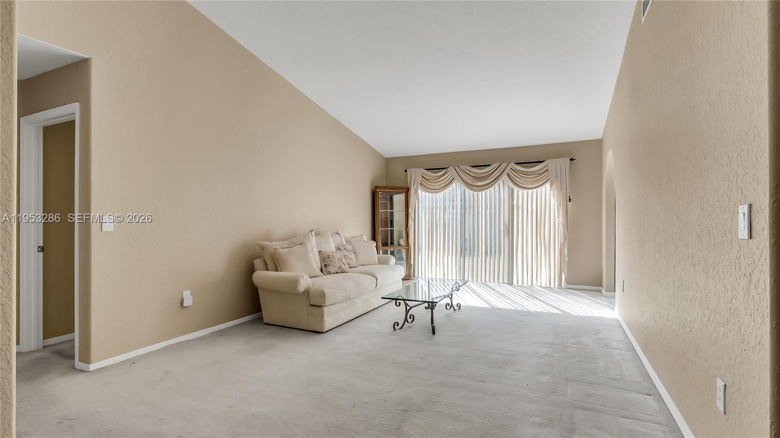 OAK CREEK - Residential