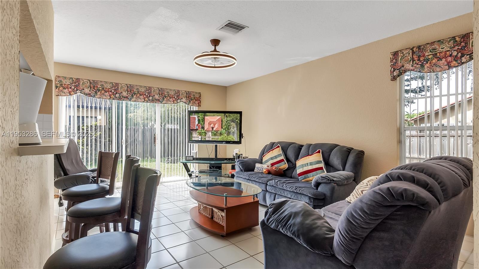 OAK CREEK - Residential