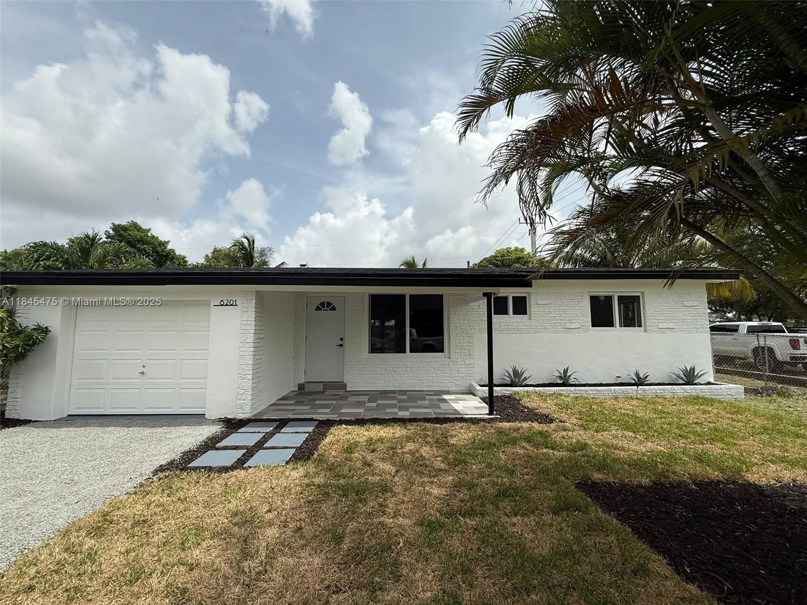 Fully remodeled single-family home located in the city of Miramar, in a highly convenient area close to major highways, supermarkets, shops, and services. The property has been updated and is move-in ready. Buyers who use the preferred lender may qualify for down payment assistance. Additionally, the seller is willing to contribute toward closing costs and is highly motivated. Ideal for first-time homebuyers looking for a central location .