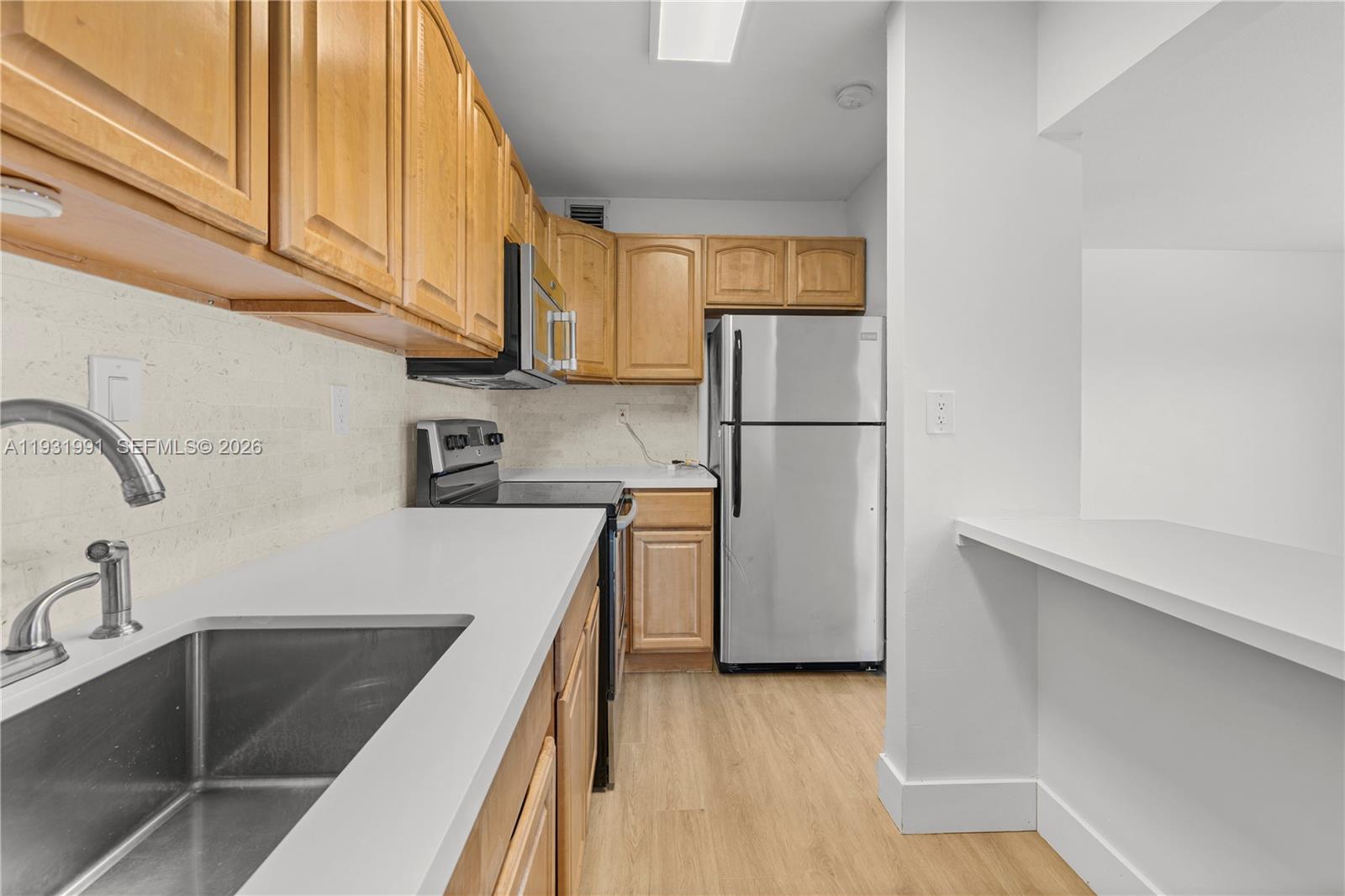 NEWPORT CONDOMINUM - Residential Lease