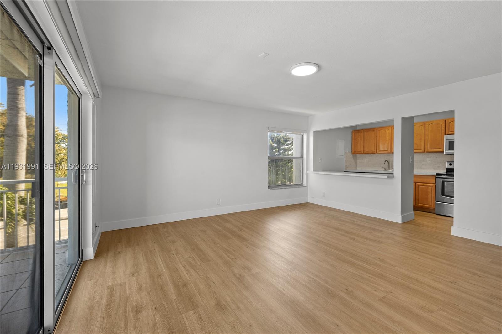 NEWPORT CONDOMINUM - Residential Lease