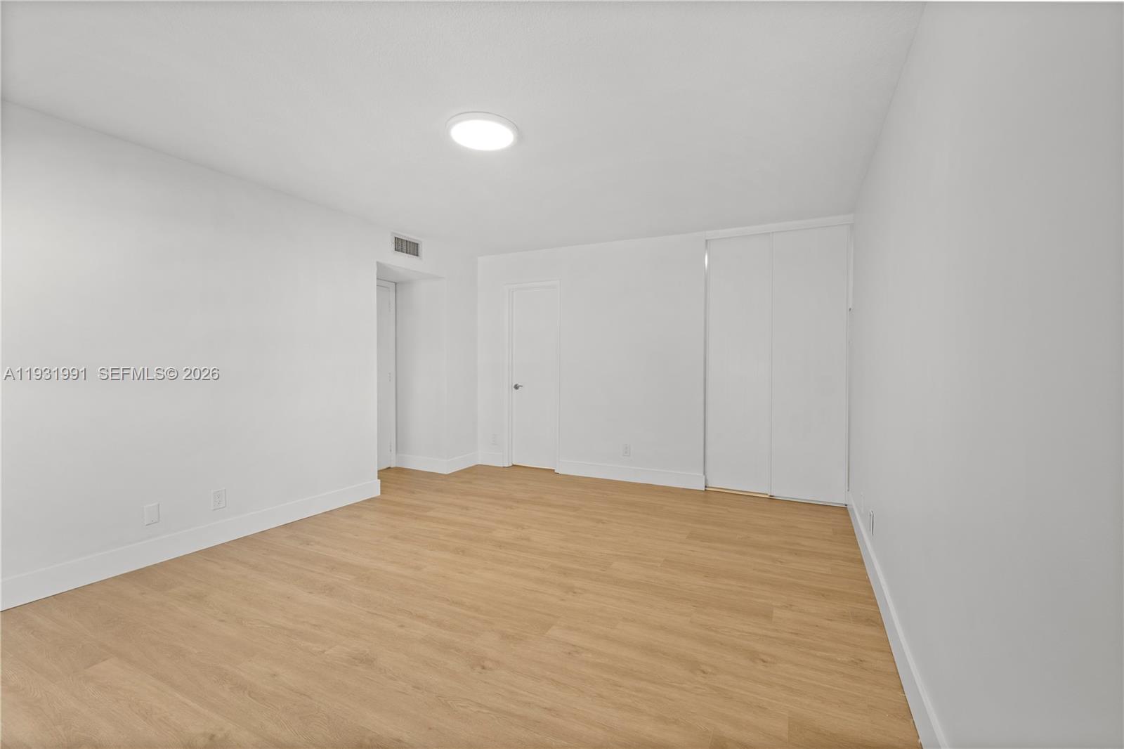 NEWPORT CONDOMINUM - Residential Lease