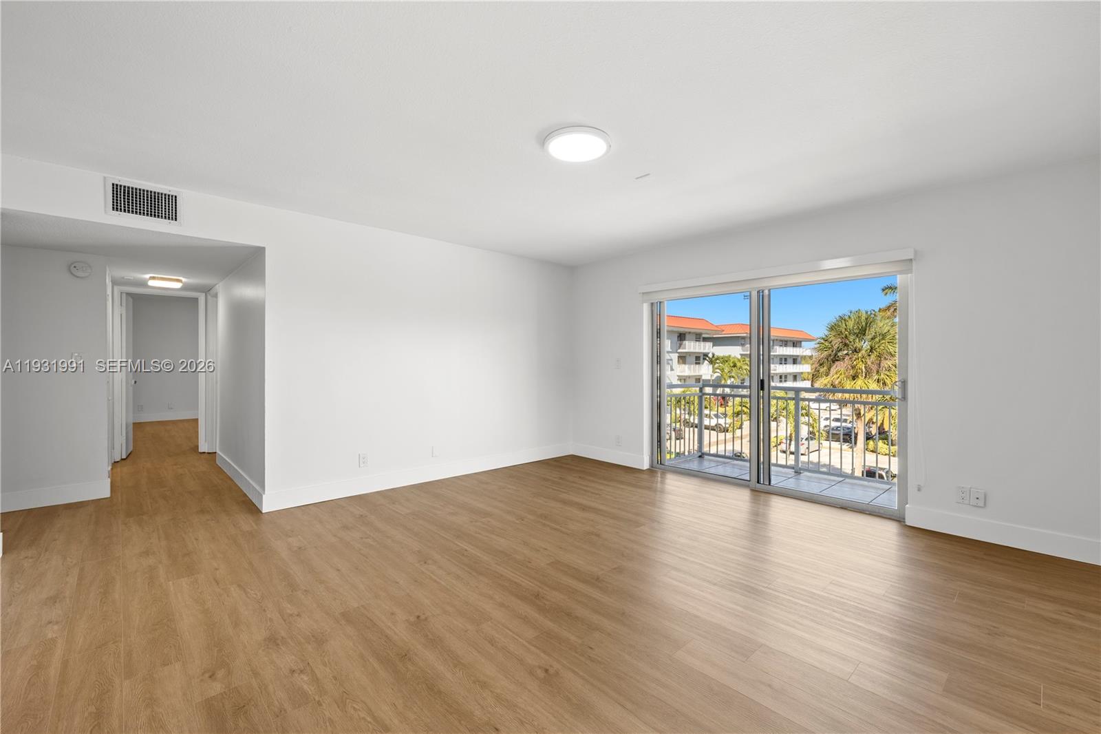 NEWPORT CONDOMINUM - Residential Lease