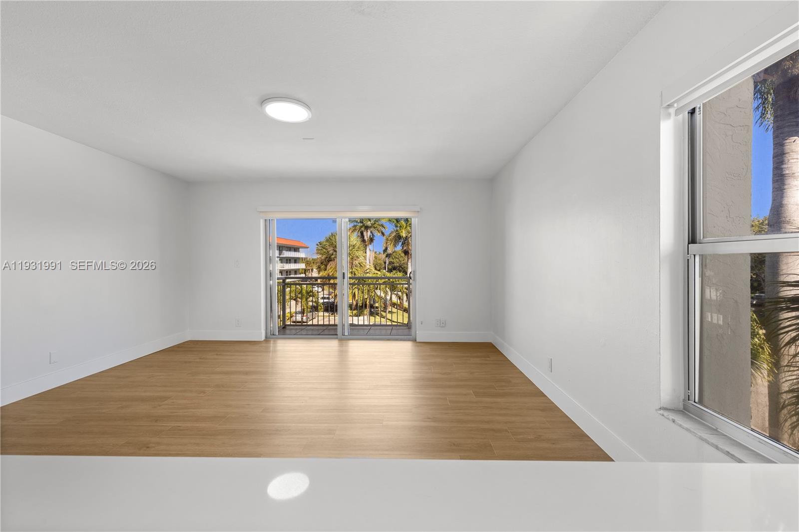 NEWPORT CONDOMINUM - Residential Lease
