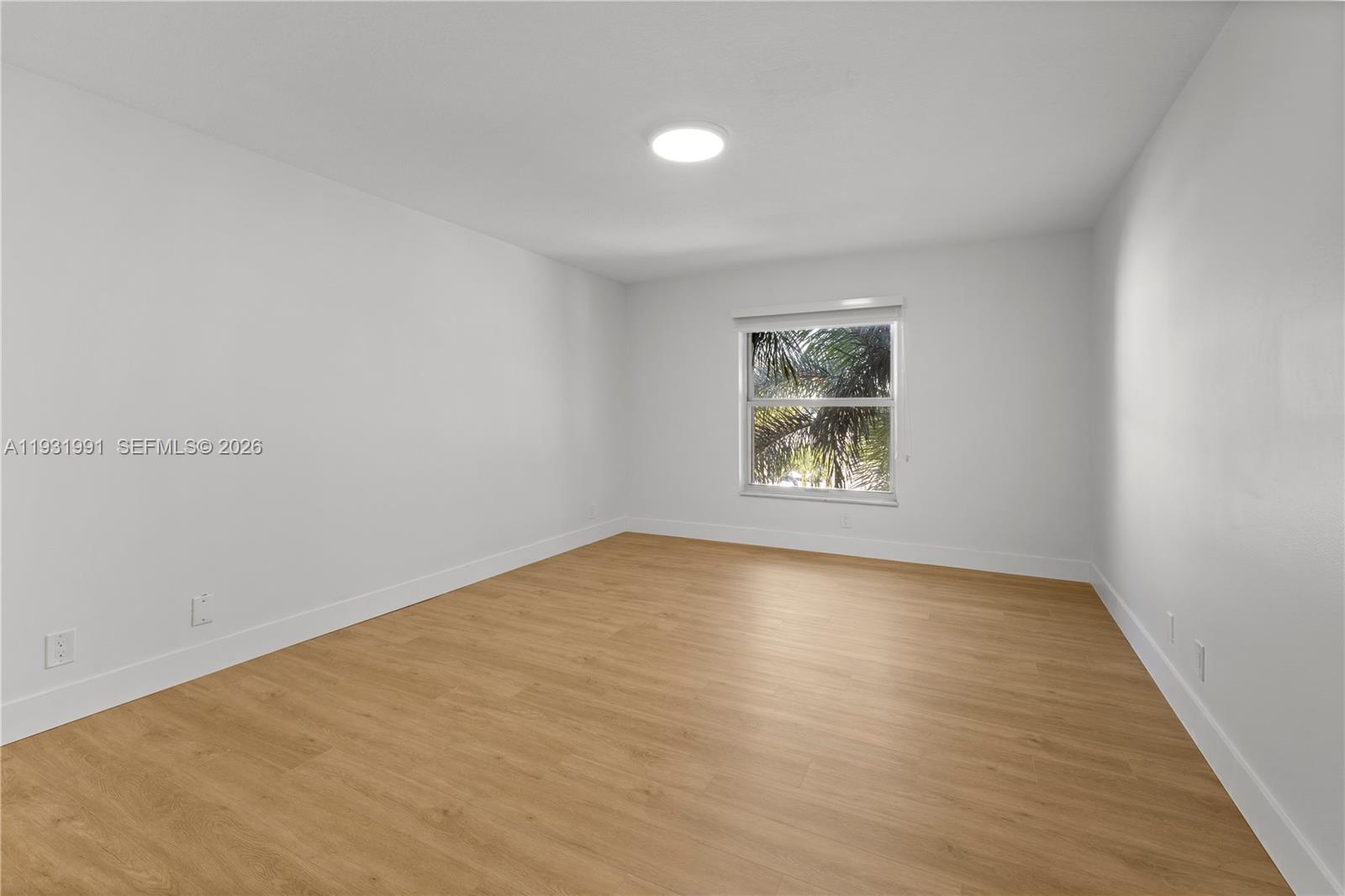 NEWPORT CONDOMINUM - Residential Lease
