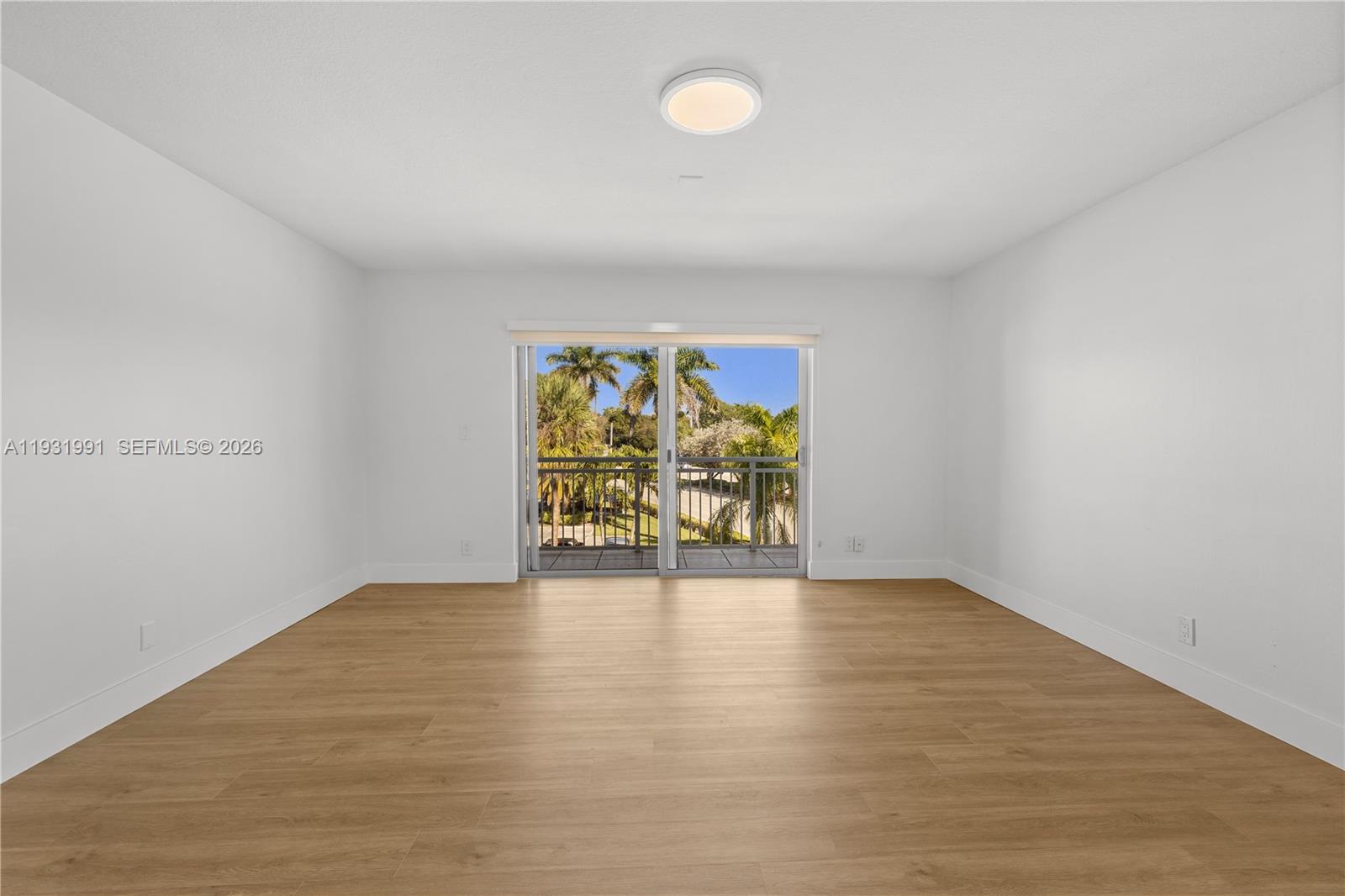 NEWPORT CONDOMINUM - Residential Lease