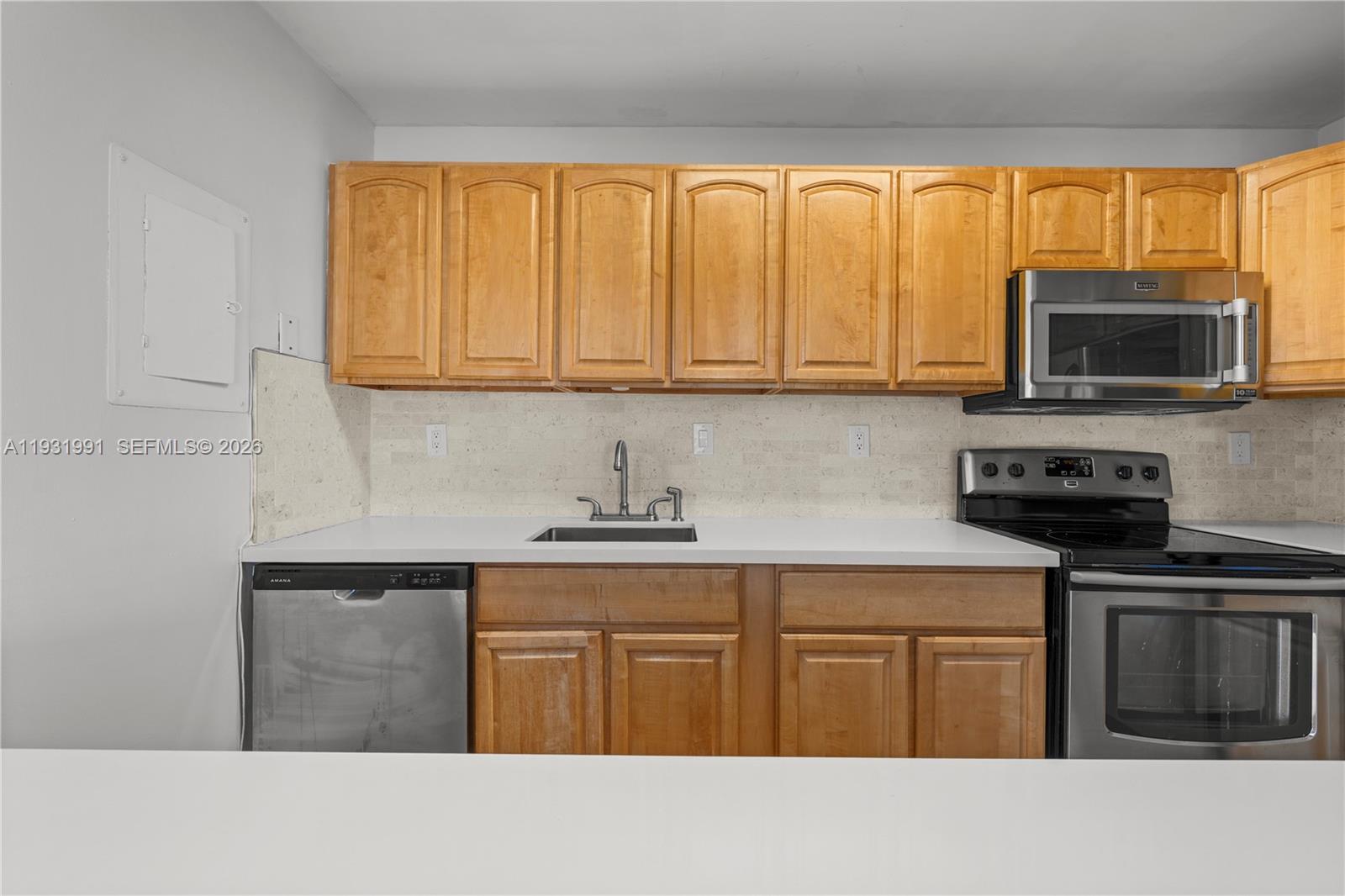 NEWPORT CONDOMINUM - Residential Lease